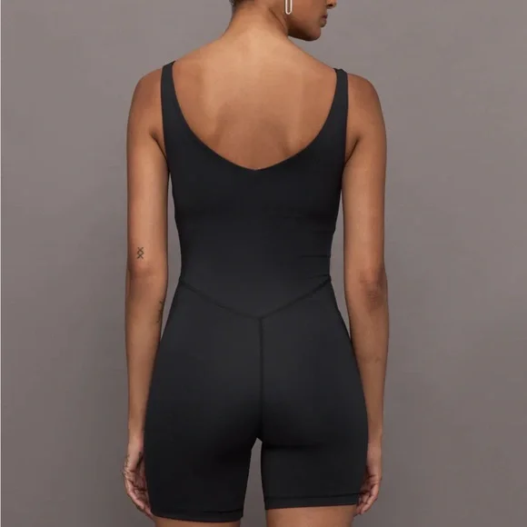 Bandier Bodysuit sz L - Picture 5 of 9